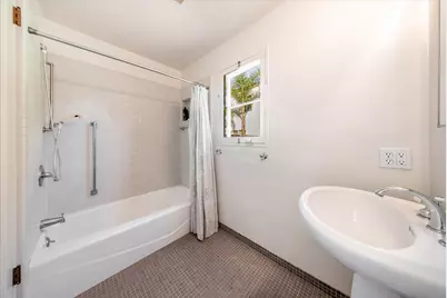 2411 Anacapa Street, Santa Barbara, CA 93105 - Photo 19