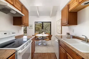 977 Miramonte Dr, Santa Barbara, CA 93109 - Photo 7