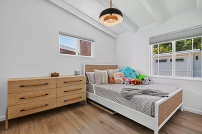 2009 Mountain Avenue, Santa Barbara, CA 93101 - Photo 17