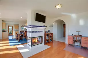 202 E Mountain Dr, Montecito, CA 93108 - Photo 29