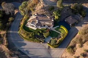202 E Mountain Dr, Montecito, CA 93108 - Photo 9
