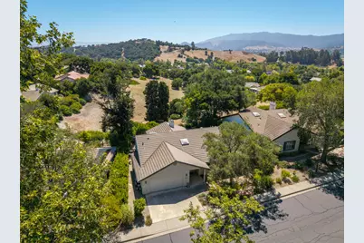 628 Hillside Drive, Solvang, CA 93463 - Photo 3