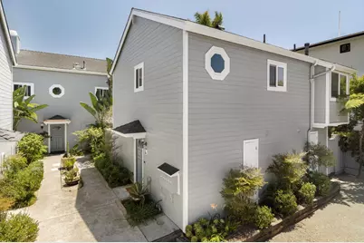 423 W Montecito Street #D, Santa Barbara, CA 93101 - Photo 3
