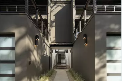 518 E Islay Street, Santa Barbara, CA 93101 - Photo 3