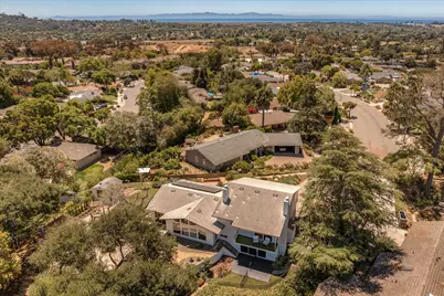 360 Pebble Hill Drive, Santa Barbara, CA 93111 - Photo 33