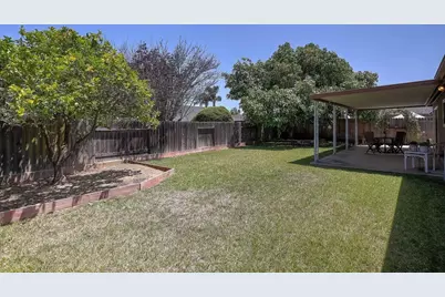 86 Deerhurst Drive, Goleta, CA 93117 - Photo 19