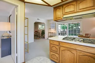 86 Deerhurst Dr, Goleta, CA 93117 - Photo 9