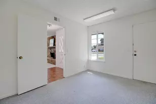 86 Deerhurst Dr, Goleta, CA 93117 - Photo 27