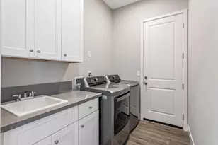 604 University Dr, Lompoc, CA 93436 - Photo 17