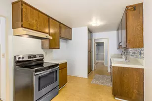 4701 Calle Reina, Santa Barbara, CA 93110 - Photo 9