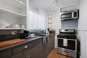 211 W Victoria St, Santa Barbara, CA 93101 - Photo 5