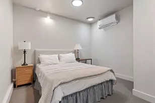 211 W Victoria St, Santa Barbara, CA 93101 - Photo 17