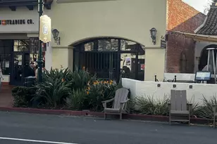 1027 State St, Santa Barbara, CA 93101 - Photo 1