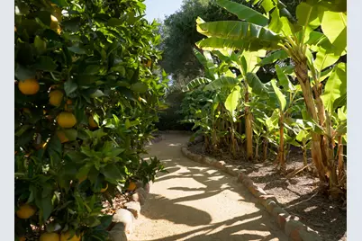 660 Buena Vista Drive, Montecito, CA 93108 - Photo 37