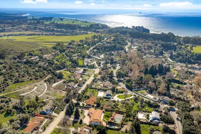 329 Vereda Del Ciervo, Goleta, CA 93117 - Photo 45