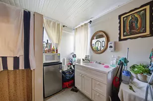 331 N Alisos St, Santa Barbara, CA 93103 - Photo 39