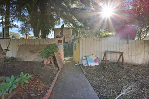 331 N Alisos St, Santa Barbara, CA 93103 - Photo 29