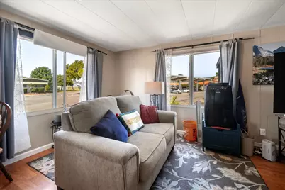 10 Wisteria Way, Ventura, CA 93004 - Photo 13