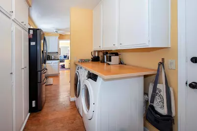 885 N Patterson Avenue, Santa Barbara, CA 93111 - Photo 9
