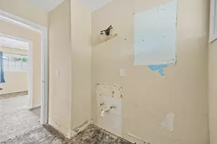 4937 Nipomo Dr, Carpinteria, CA 93013 - Photo 29