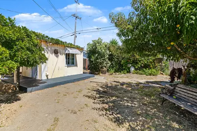 210 S E Street, Lompoc, CA 93436 - Photo 47