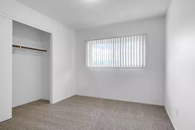 208 E Birch Avenue, Lompoc, CA 93436 - Photo 11