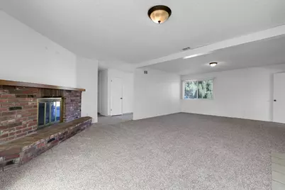 208 E Birch Avenue, Lompoc, CA 93436 - Photo 3