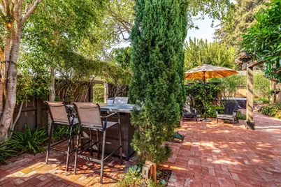 643 Avenida Pequena, Santa Barbara, CA 93111 - Photo 35
