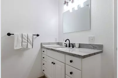2086 Cliff Drive, Santa Barbara, CA 93109 - Photo 21