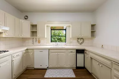 318 E Victoria Street, Santa Barbara, CA 93101 - Photo 17