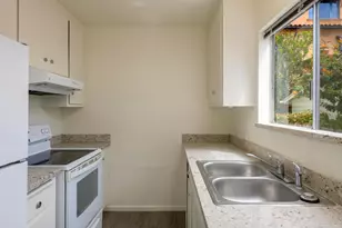 318 E Victoria St, Santa Barbara, CA 93101 - Photo 47