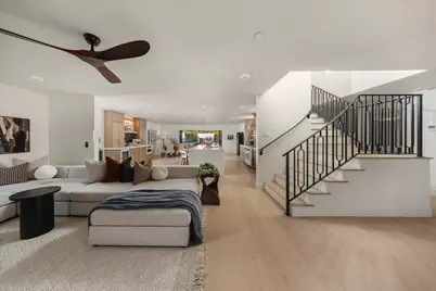 124 La Marina, Santa Barbara, CA 93109 - Photo 7