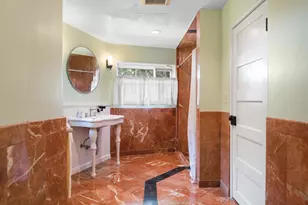 511 Miramonte Dr, Santa Barbara, CA 93109 - Photo 19