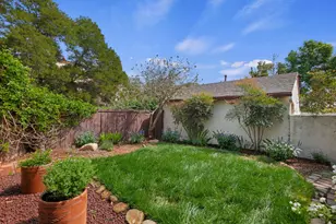 2016 State St, Santa Barbara, CA 93105 - Photo 15