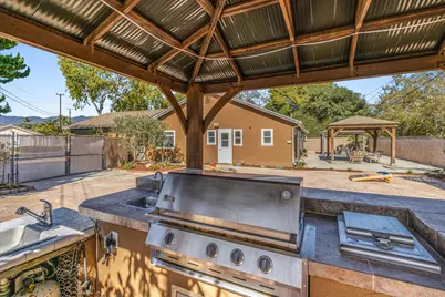 4929 Rhoads Avenue, Santa Barbara, CA 93111 - Photo 21