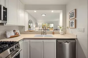 211 Por La Mar Cir, Santa Barbara, CA 93103 - Photo 3