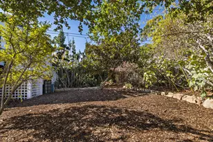425 E Padre St, Santa Barbara, CA 93103 - Photo 17