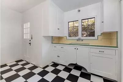425 E Padre Street, Santa Barbara, CA 93103 - Photo 7