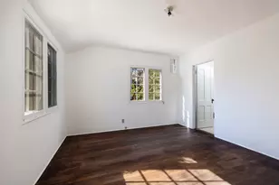 425 E Padre St, Santa Barbara, CA 93103 - Photo 9