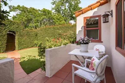 2411 Chapala Street, Santa Barbara, CA 93105 - Photo 7