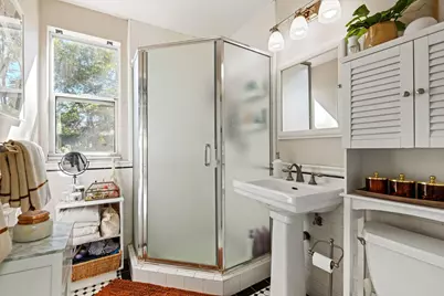 223 W Arrellaga Street, Santa Barbara, CA 93101 - Photo 21