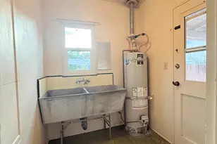 1129 San Andres St, Santa Barbara, CA 93101 - Photo 35