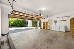 925 W Victoria St, Santa Barbara, CA 93101 - Photo 25