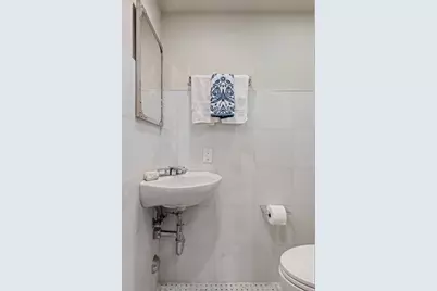 220 Elm Avenue #9, Carpinteria, CA 93013 - Photo 17