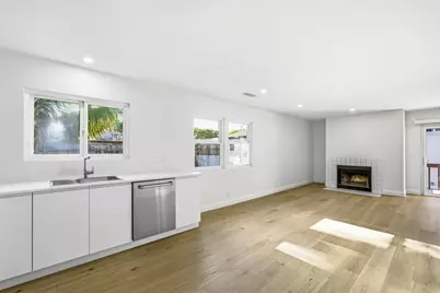 1407 San Pascual Street #Apt D, Santa Barbara, CA 93101 - Photo 5