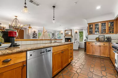 821 Laguna Street #A, Santa Barbara, CA 93101 - Photo 11