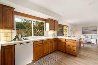 1075 Colleen Way, Santa Barbara, CA 93111 - Photo 17