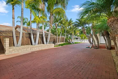 333 Palisades Drive, Santa Barbara, CA 93109 - Photo 25