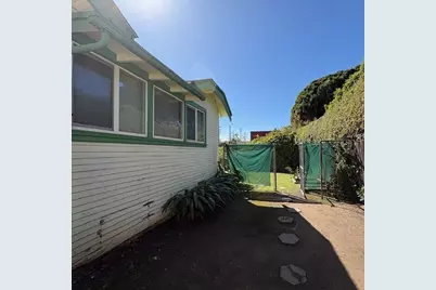 911 E Yanonali Street, Santa Barbara, CA 93103 - Photo 3