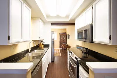 1050 Vista Del Pueblo #12, Santa Barbara, CA 93101 - Photo 7